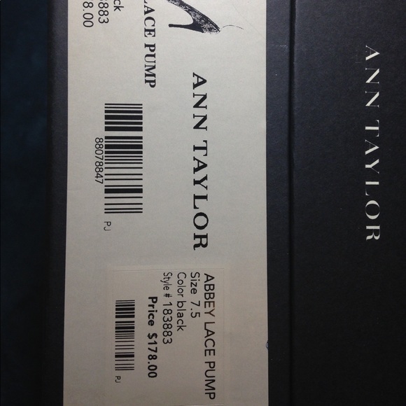 Ann Taylor Nude Satin with Lace Overlay 7.5 Heels - Picture 8 of 8